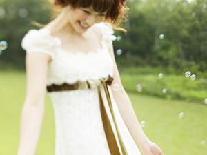 ブランドアイテムを身に着けることで、特別な日を彩る結婚指輪の魅力とは？