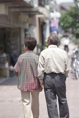 夢いっぱいのディズニー婚約指輪の選び方と魅力を徹底解説